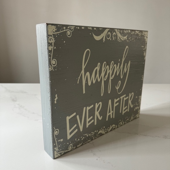 Bundle of Wedding Signage Bridal Engagement Signs Decor Gifts - Picture 7 of 7